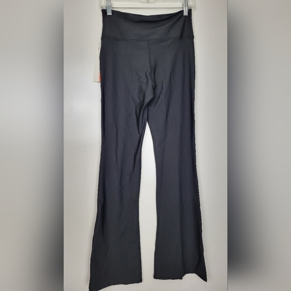 NWT Bloomingdale's Exclusive Aqua High Rise Split Hem Bootcut Leggings Black - Picture 4 of 10